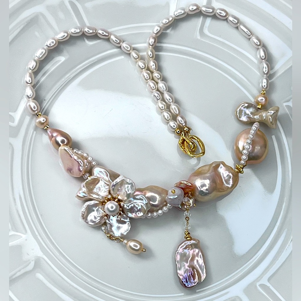 Handmade Premium Champagne Freshwater Keshi Pearl Flower 🌺 Braided Necklace - Picture 1 of 6